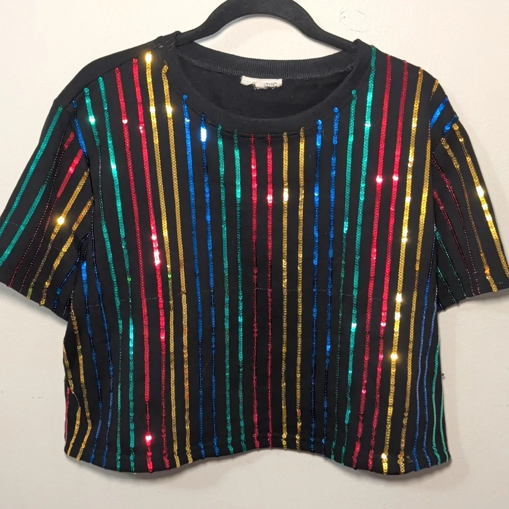 Mainstrip Black Rainbow Sequin Stripe Short Set Cropped Top Women's Size L - Picture 6 of 7